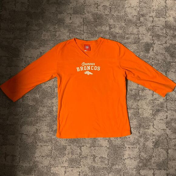NFL Tops - NFL for her Denver Bronco quarter sleeve to‎ size XL